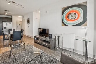 4040 Twain Ave in San Diego, CA - Building Photo - Building Photo