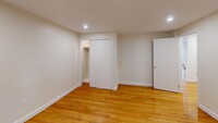 294 Tappan St, Unit 1A in Brookline, MA - Foto de edificio - Building Photo