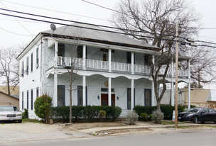 305 Tivy St Apartments