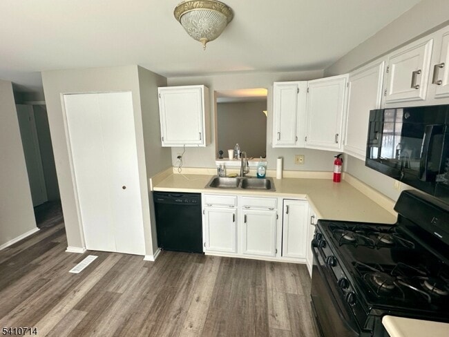 59 Liberty Ln in Franklin, NJ - Building Photo - Building Photo