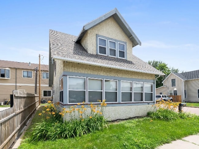property at 208 S Walts Ave