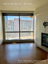 10610 NE 9th Pl-Unit -#2103 in Bellevue, WA - Foto de edificio - Building Photo