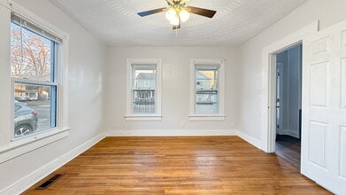 2728 E Virginia Beach Blvd in Norfolk, VA - Building Photo - Building Photo