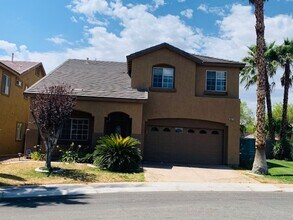 10637 Amblewood Ave in Las Vegas, NV - Building Photo - Building Photo