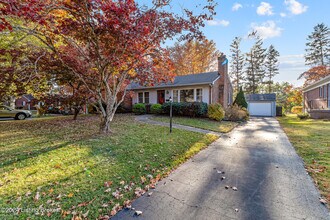 704 Indian Ridge Rd in Louisville, KY - Building Photo - Building Photo