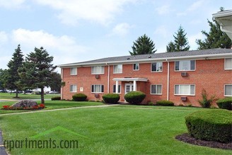 Briar Manor in Rochester, NY - Foto de edificio - Building Photo