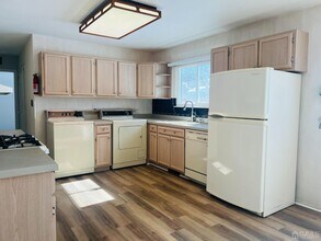 151 Fountain Ave in Piscataway, NJ - Building Photo - Building Photo