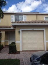 9115 Chambers St in Tamarac, FL - Foto de edificio - Building Photo
