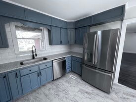 3700 Cairnbrook Ct in Columbia, SC - Building Photo