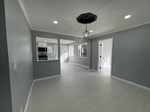 1713 Binnacle Rd, Unit First floor in Forked River, NJ - Foto de edificio - Building Photo