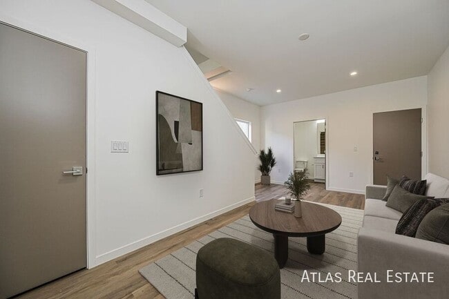 2640 S Delaware St in Denver, CO - Building Photo - Building Photo