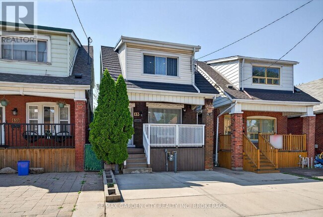 133 Connaught Ave N in Hamilton, ON - Building Photo - Building Photo