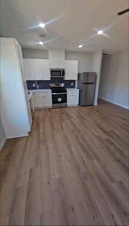 336 De Haven St, Unit B in Houston, TX - Building Photo