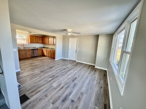 31913 Hunter Rd in Kingston, IL - Building Photo - Building Photo