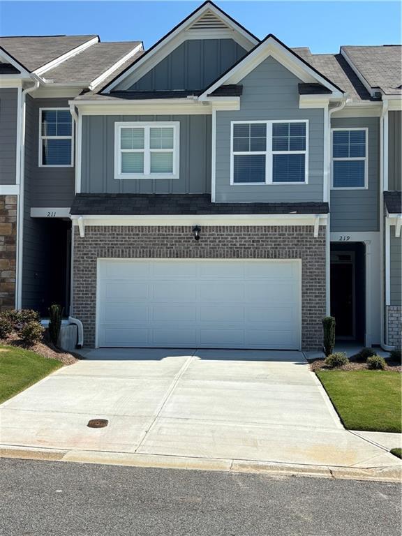property at 219 Stoneybrook Dr