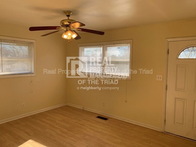 903 E Bragg St in Greensboro, NC - Building Photo - Building Photo