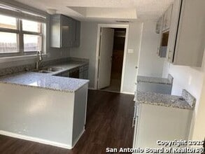 14407 Briarbranch St in San Antonio, TX - Building Photo - Building Photo