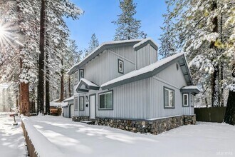2543 Knox Ave in South Lake Tahoe, CA - Building Photo - Building Photo