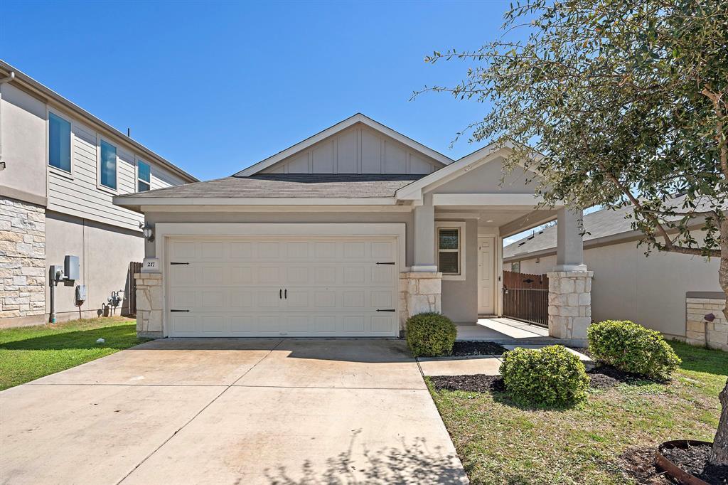 217 McFarland St in Georgetown, TX - Building Photo