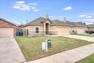 2518 Date Palm Dr in Corpus Christi, TX - Building Photo - Building Photo
