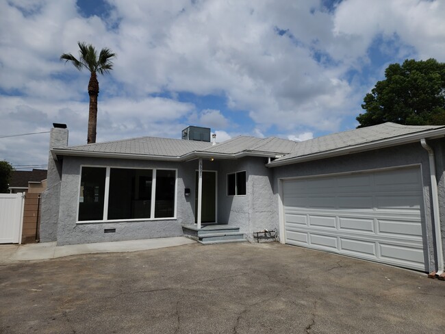 property at 6621 Chimineas Ave