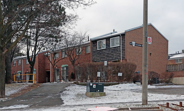 Wycliffe Mews Townhomes in Toronto, ON - Building Photo - Building Photo