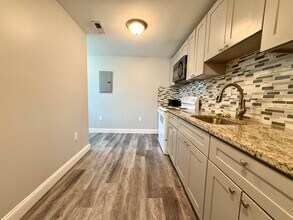 5000 N 8th St in Philadelphia, PA - Building Photo - Building Photo