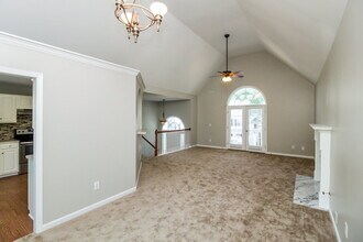 5981 Tate Dr in Austell, GA - Building Photo - Building Photo