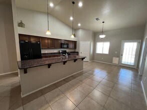 3174 S Robert Way in Yuma, AZ - Building Photo - Building Photo