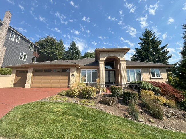 3859 NW Devoto Ln in Portland, OR - Building Photo - Building Photo