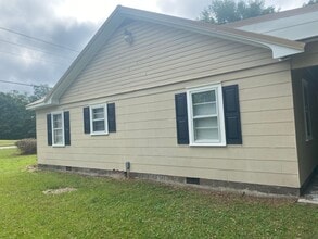 15 Cypress Shores Rd in Washington, NC - Building Photo - Building Photo