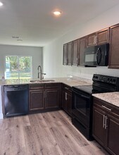 526 Kilimanjaro Dr in Kissimmee, FL - Building Photo - Building Photo