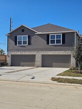 5207 Shallowhurst Ln in Katy, TX - Building Photo - Building Photo