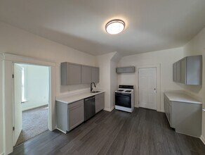 502 E 2nd St in Erie, PA - Building Photo - Building Photo