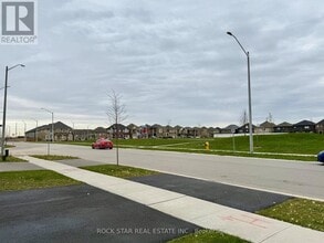 14 Scenic Ridge Gate in Brant, ON - Building Photo - Building Photo