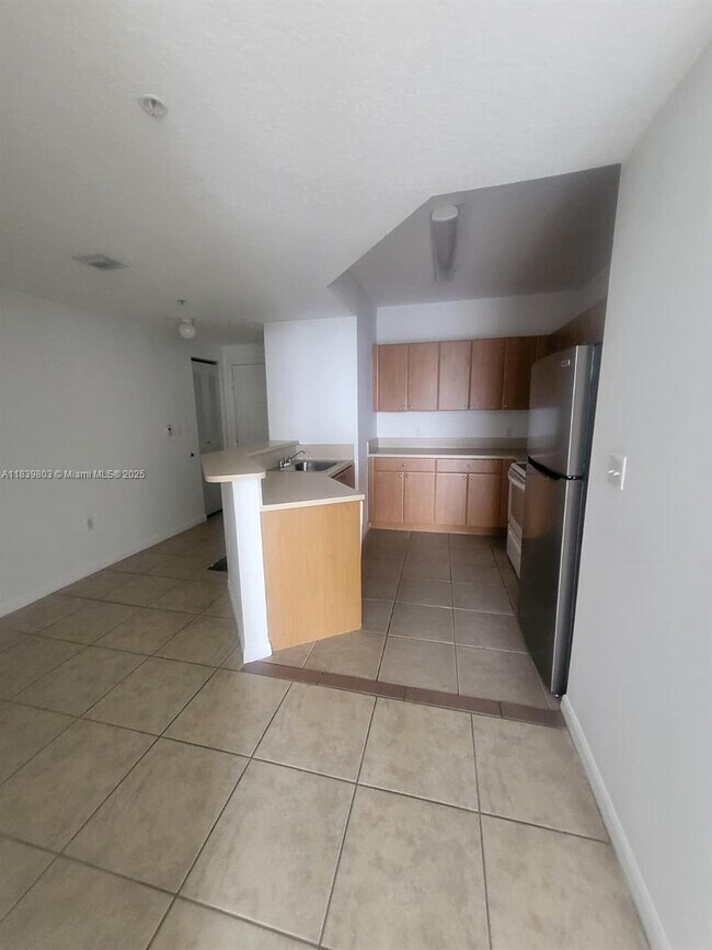 119 SW 6th Ave in Miami, FL - Building Photo - Building Photo