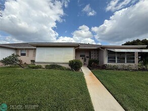 1397 High Point Way in Delray Beach, FL - Building Photo - Building Photo