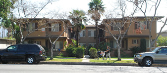 1290 N Altadena Dr Apartments