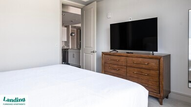 1414 Wood Hollow Dr, Unit 1-627 in Houston, TX - Foto de edificio - Building Photo