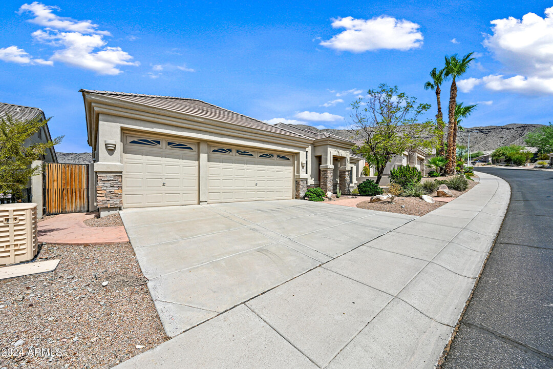 14828 S 5th Ave in Phoenix, AZ - Foto de edificio