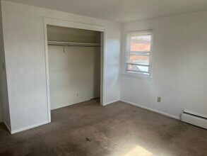 74 Orchard St, Unit C in East Hartford, CT - Building Photo - Building Photo