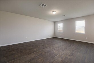 14004 Macquarie Dr in Pflugerville, TX - Building Photo - Building Photo