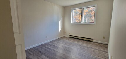 23 Old Stagecoach Rd in Epping, NH - Building Photo - Building Photo