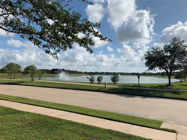 property at 2516 Brittany Lakes Dr