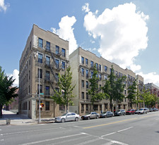 979 E 163rd St Apartamentos