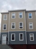 399-401 Orms St in Providence, RI - Building Photo