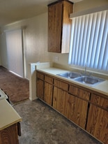5906 Challen Ave, Unit 9 in Riverside, CA - Building Photo