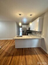 558 Broadway in Elizabeth, NJ - Building Photo - Building Photo