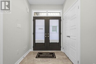 323 Inspire Blvd in Brampton, ON - Building Photo - Building Photo