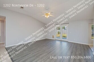 1202 Northview Dr in Crestview, FL - Building Photo - Building Photo